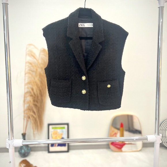 Zara tweed black cropped vest with gold buttons Sz S - Picture 4 of 11